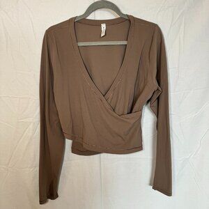 Athleta Transcend Wrap Top XL